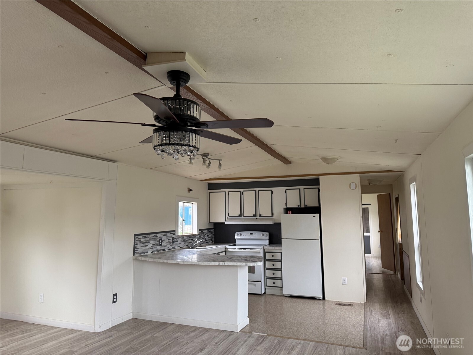 850 S Crescent Street 51