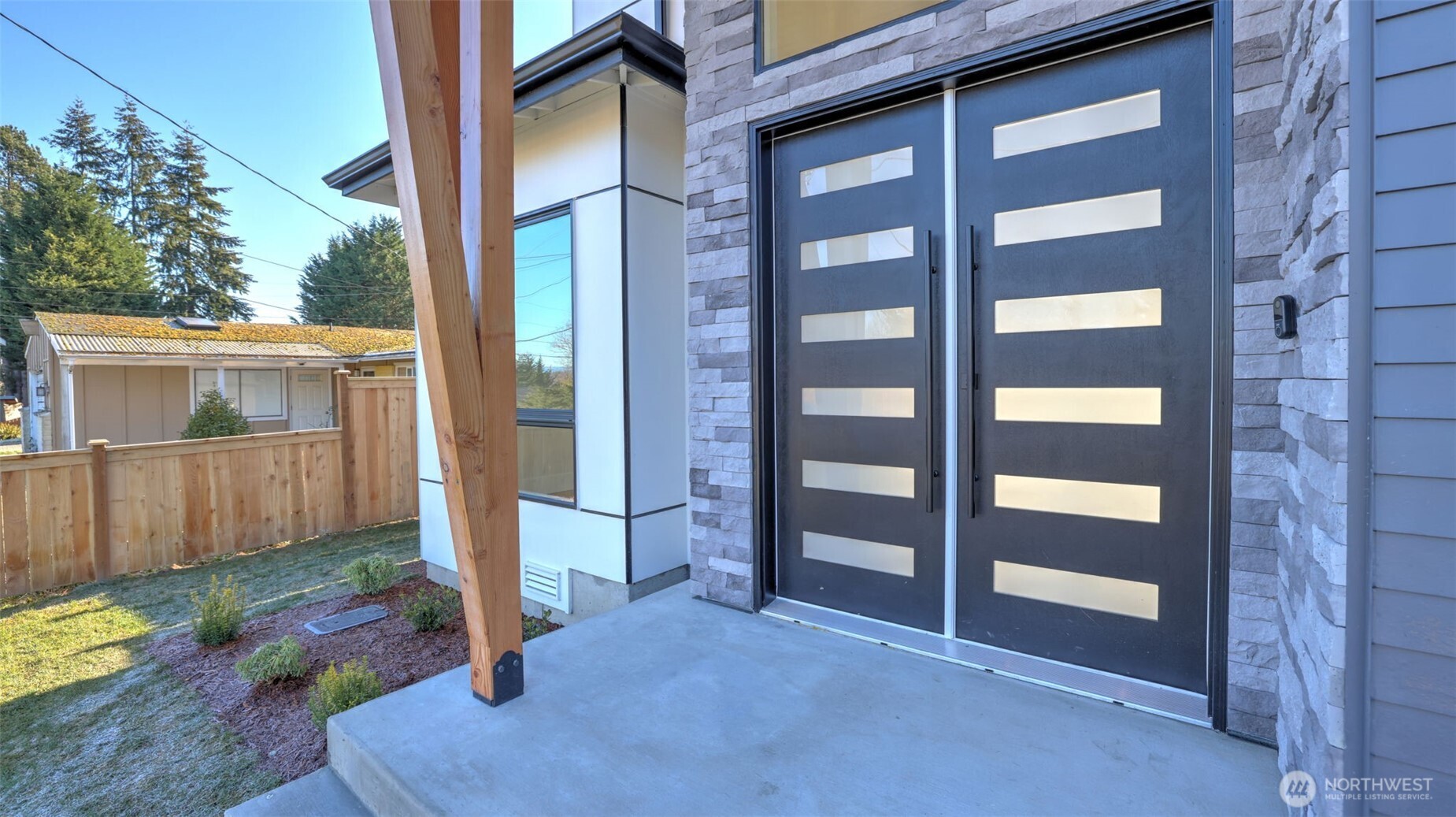 17109 NE 16th Place