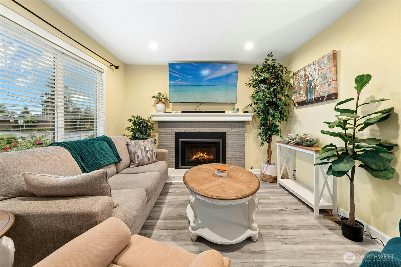 1321 E Main Street