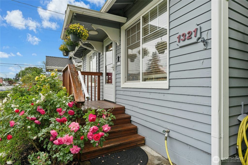 Photo of 1321 E Main Street, Auburn, WA 98002 (MLS # 2524032)