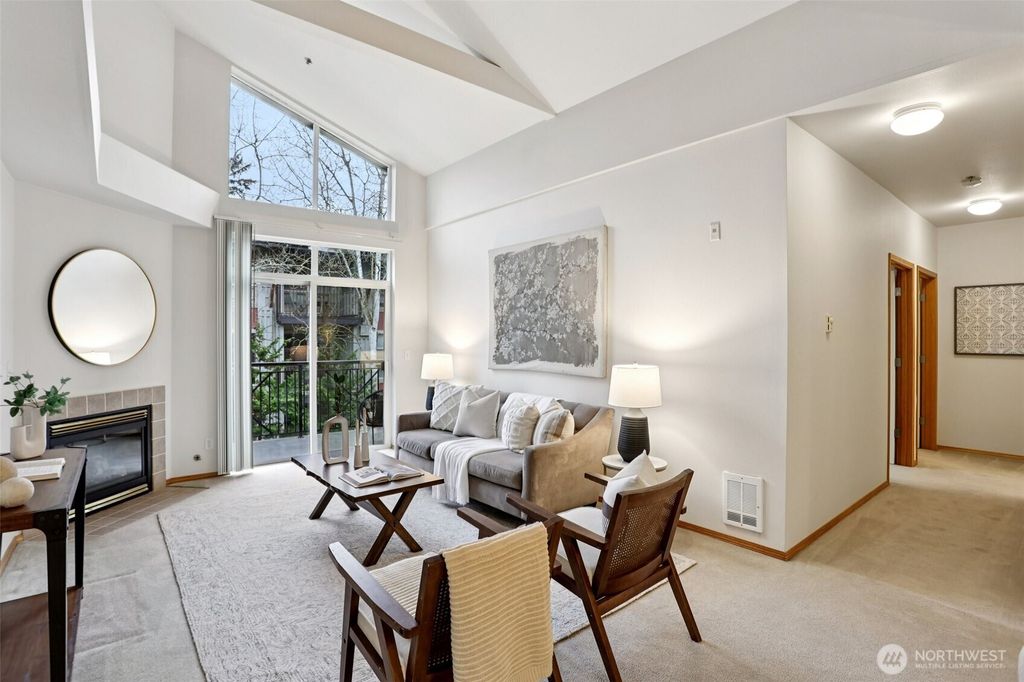 Photo of 7912 170th Avenue NE #304, Redmond, WA 98052 (MLS # 2493323)