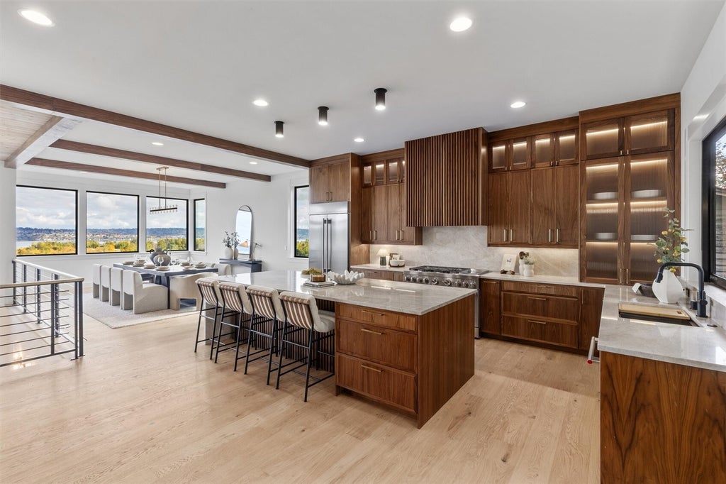 Photo of 7721 57th Avenue NE, Seattle, WA 98115 (MLS # 2599549)
