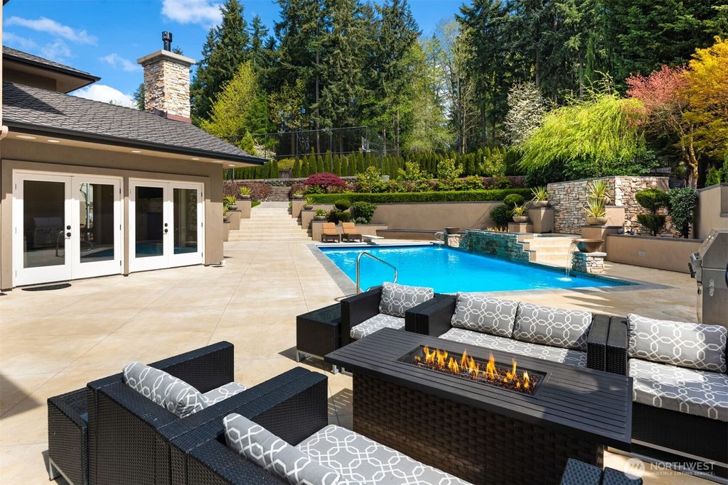 Photo of 13024 167th Avenue NE, Redmond, WA 98052 (MLS # 2509725)