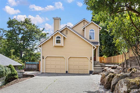 Photo of 278 Lind Avenue NW, Renton, WA 98057 (MLS # 2554608)