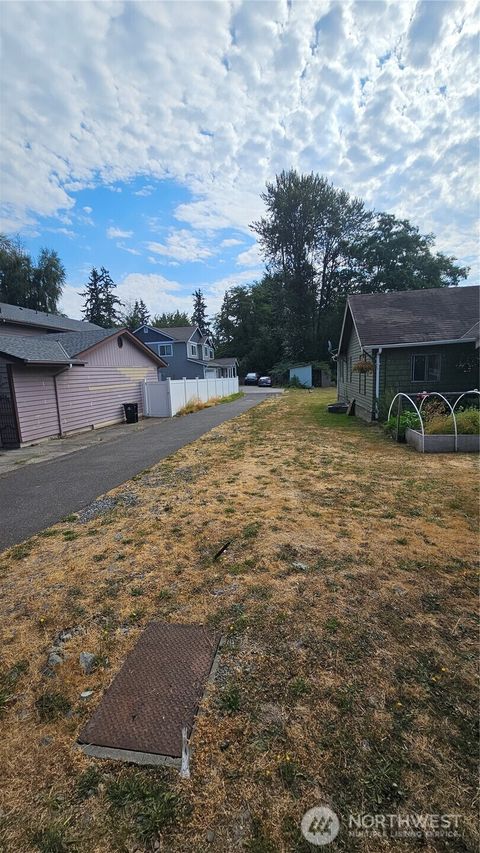 18534 Stone Avenue N Shoreline WA 98133