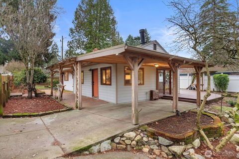 Photo of 15760 Meridian Avenue N, Shoreline, WA 98133 (MLS # 2467344)