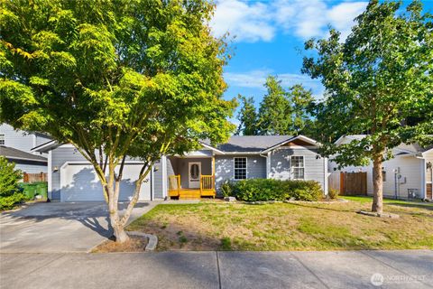 Photo of 2296 SW Rosario Place, Oak Harbor, WA 98277 (MLS # 2442988)