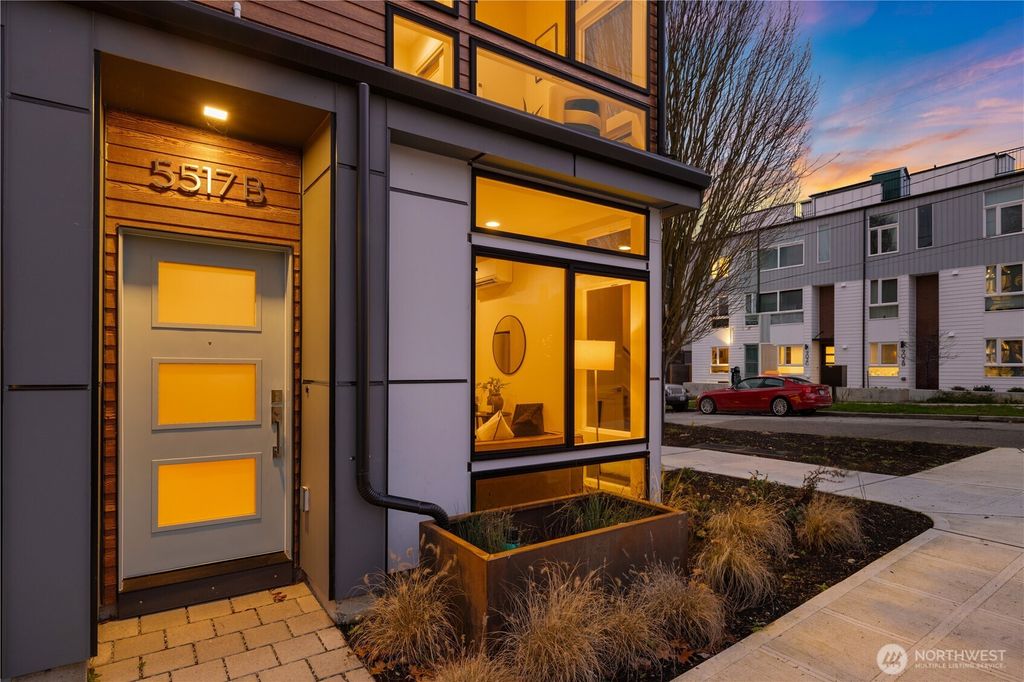 Photo of 5517 B 9th Avenue NW, Seattle, WA 98107 (MLS # 2468753)