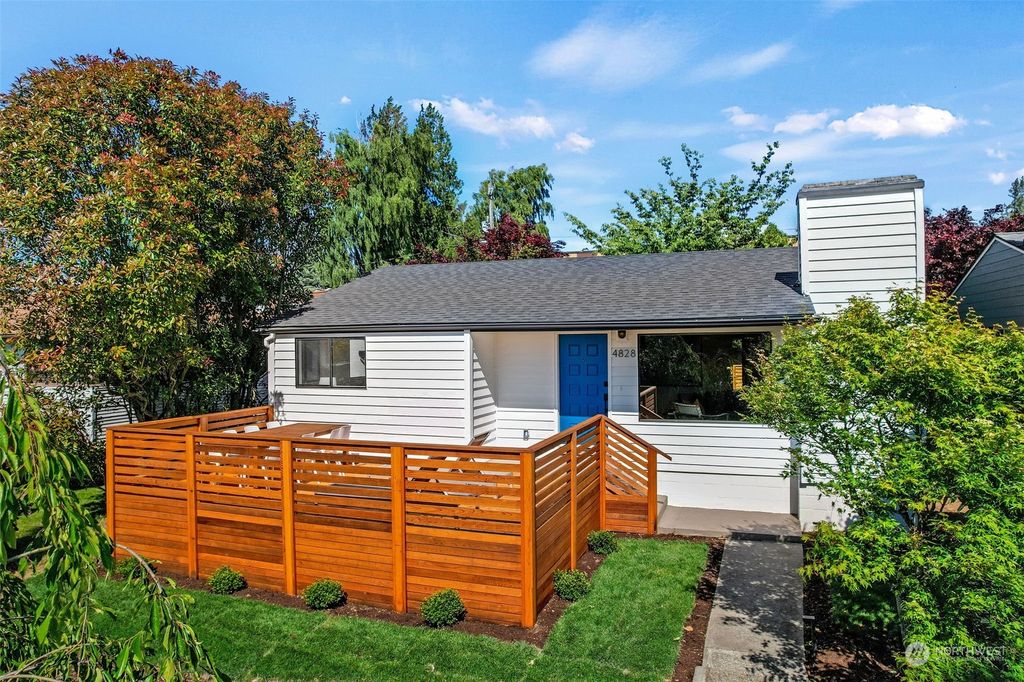 Photo of 4828 38th Avenue SW, Seattle, WA 98126 (MLS # 2131768)