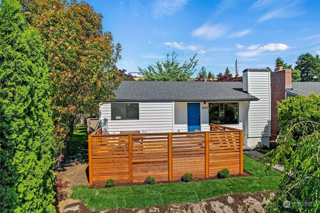 Photo of 4828 38th Avenue SW, Seattle, WA 98126 (MLS # 2131768)