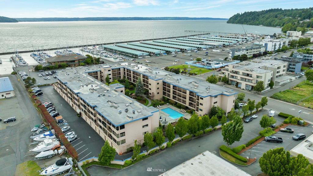 Photo of 601 S 227th Street #207N, Des Moines, WA 98198 (MLS # 1950186)