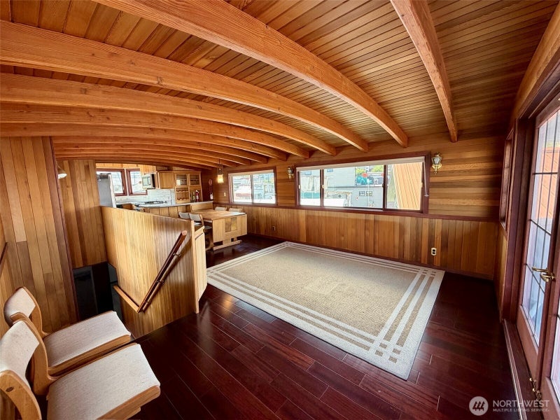 360 W Ewing Street D-11
