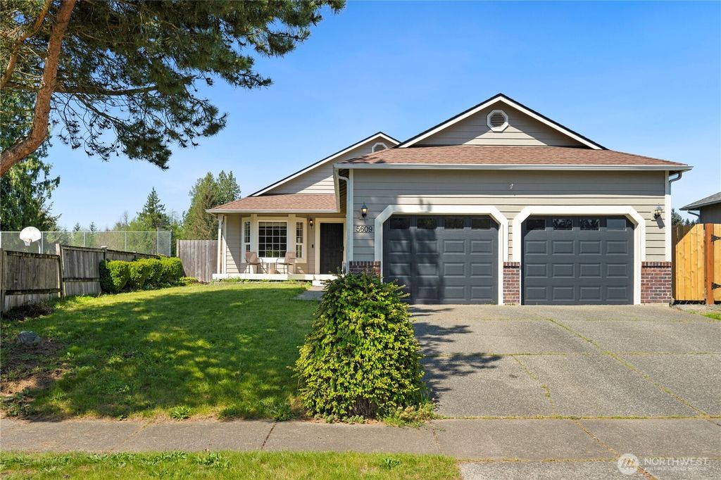 Photo of 5609 138th Place NE, Marysville, WA 98271 (MLS # 2515533)