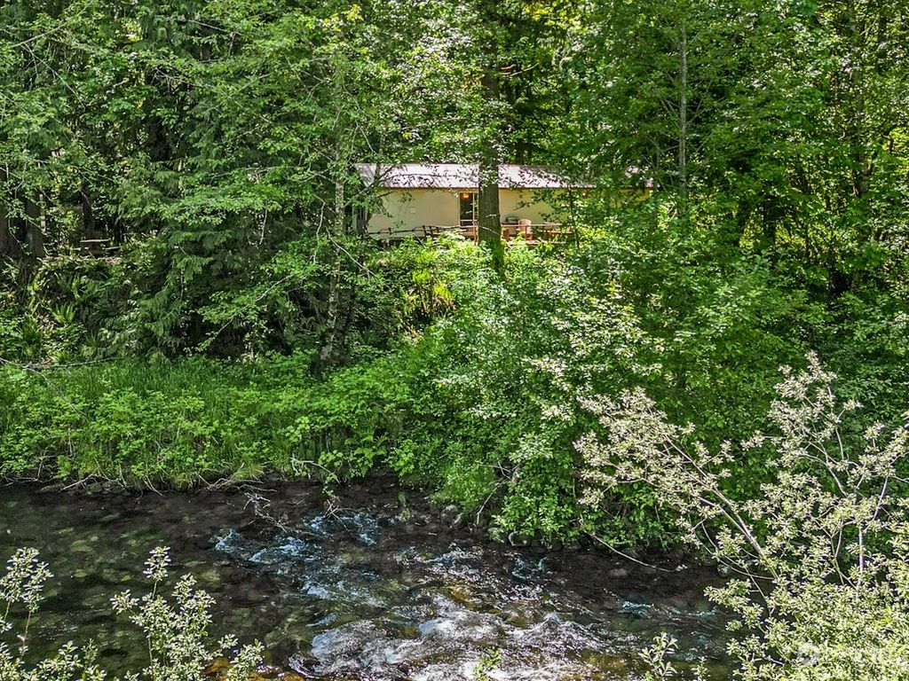 Photo of 75122 NE Stevens Pass Highway, Skykomish, WA 98288 (MLS # 2247824)