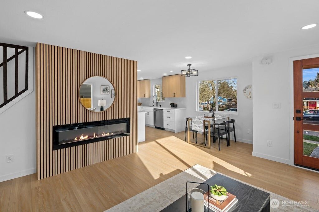 Photo of 9021 12th Avenue SW, Seattle, WA 98106 (MLS # 2472107)