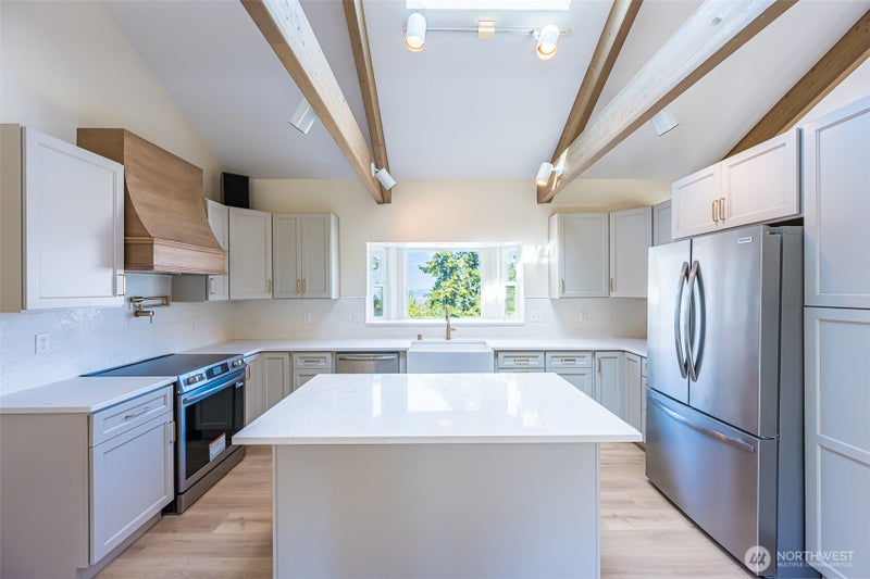 571 Spyglass Lane