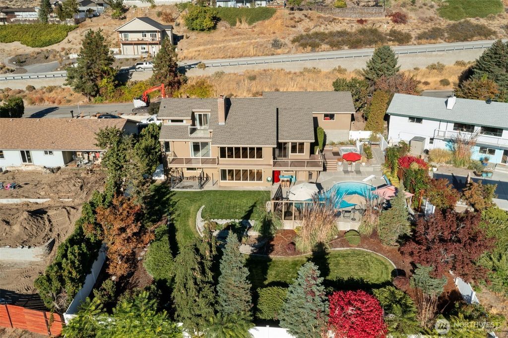Photo of 606 Ski View Drive, East Wenatchee, WA 98802 (MLS # 2445693)