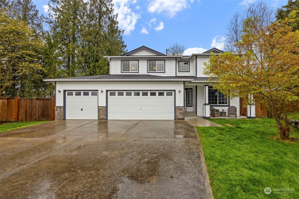 Photo of 6425 101st Place NE, Marysville, WA 98270 (MLS # 2221191)