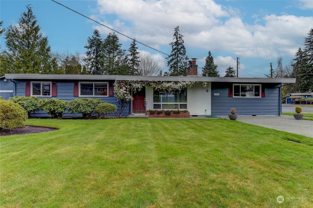 Photo of 7915 192nd Place SW, Edmonds, WA 98026 (MLS # 2058540)