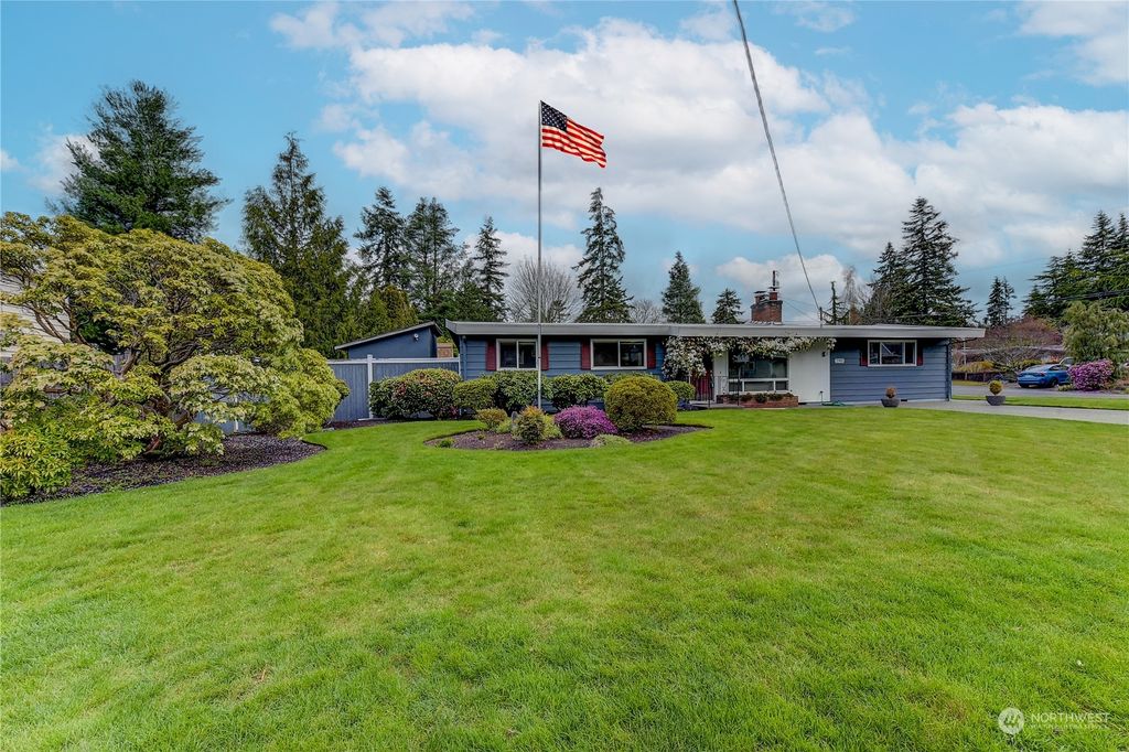 Photo of 7915 192nd Place SW, Edmonds, WA 98026 (MLS # 2058540)