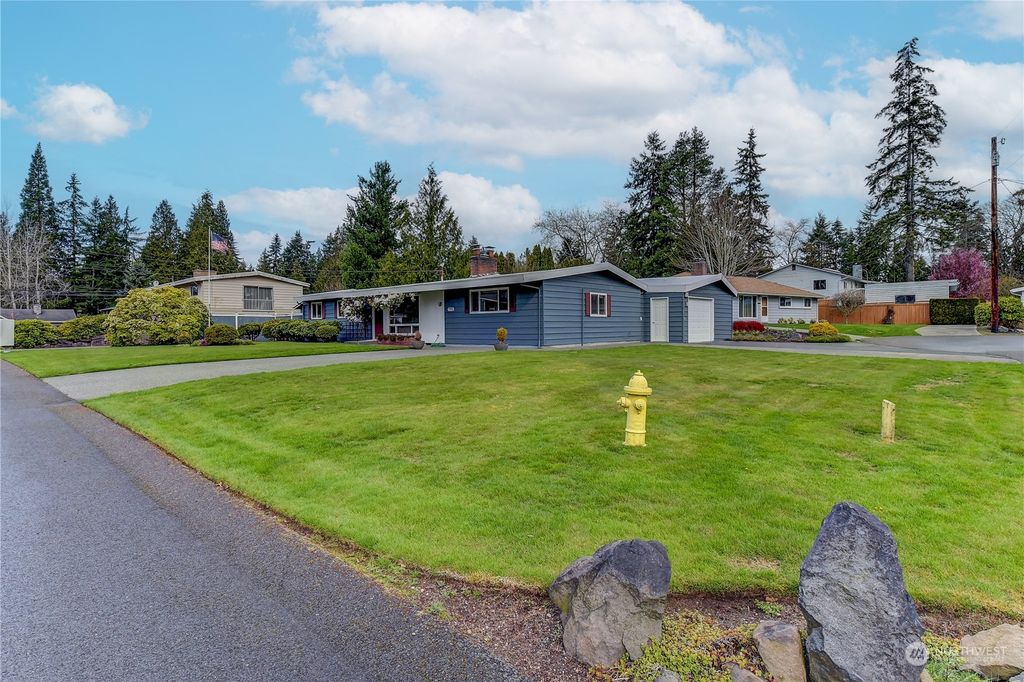 Photo of 7915 192nd Place SW, Edmonds, WA 98026 (MLS # 2058540)