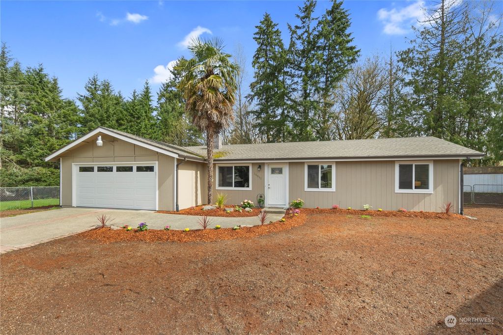 Photo of 34012 45th Pl S Pl, Auburn, WA 98001 (MLS # 2216434)