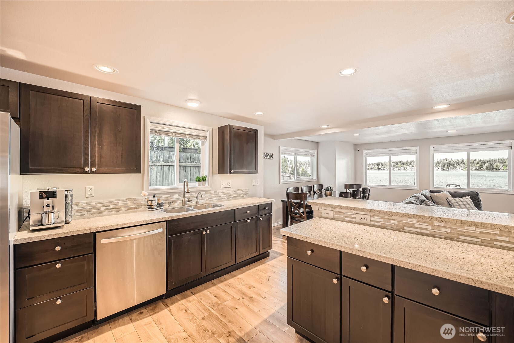 12418 Clear Lake North Road E