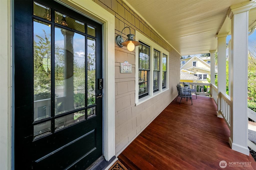 Photo of 2127 Boyer Avenue E, Seattle, WA 98112 (MLS # 2509833)