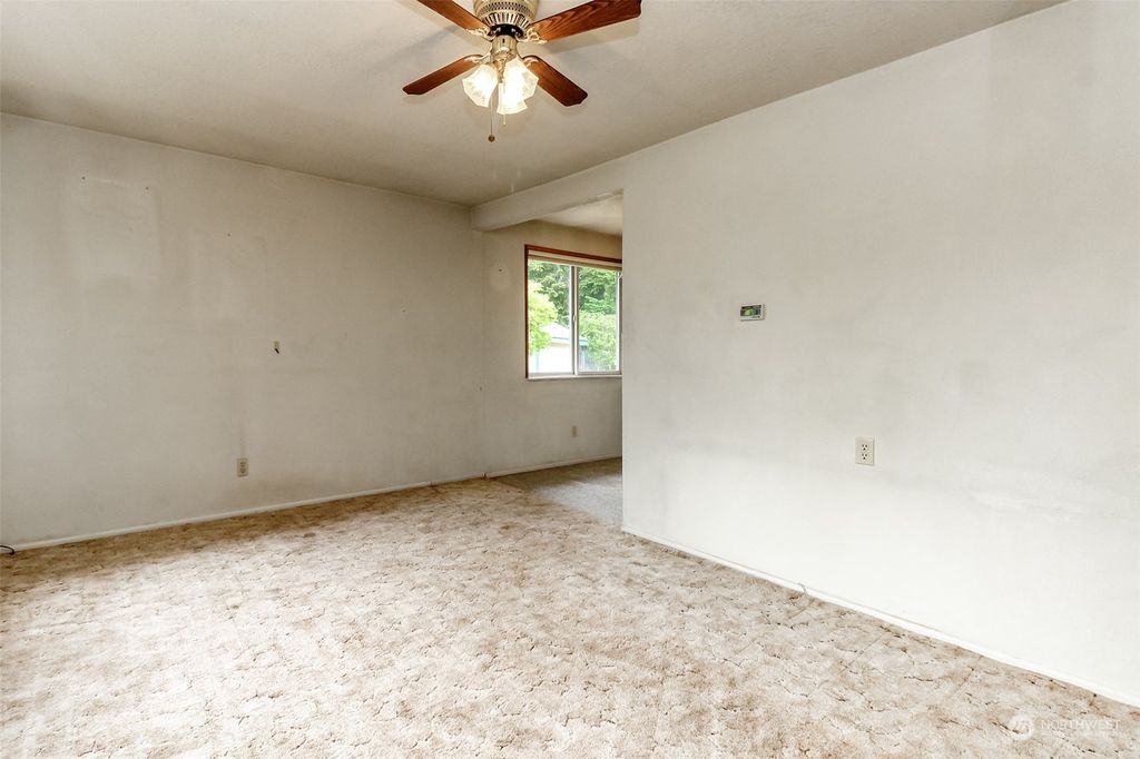 Photo of 30514 6th Place SW, Federal Way, WA 98023 (MLS # 2074782)