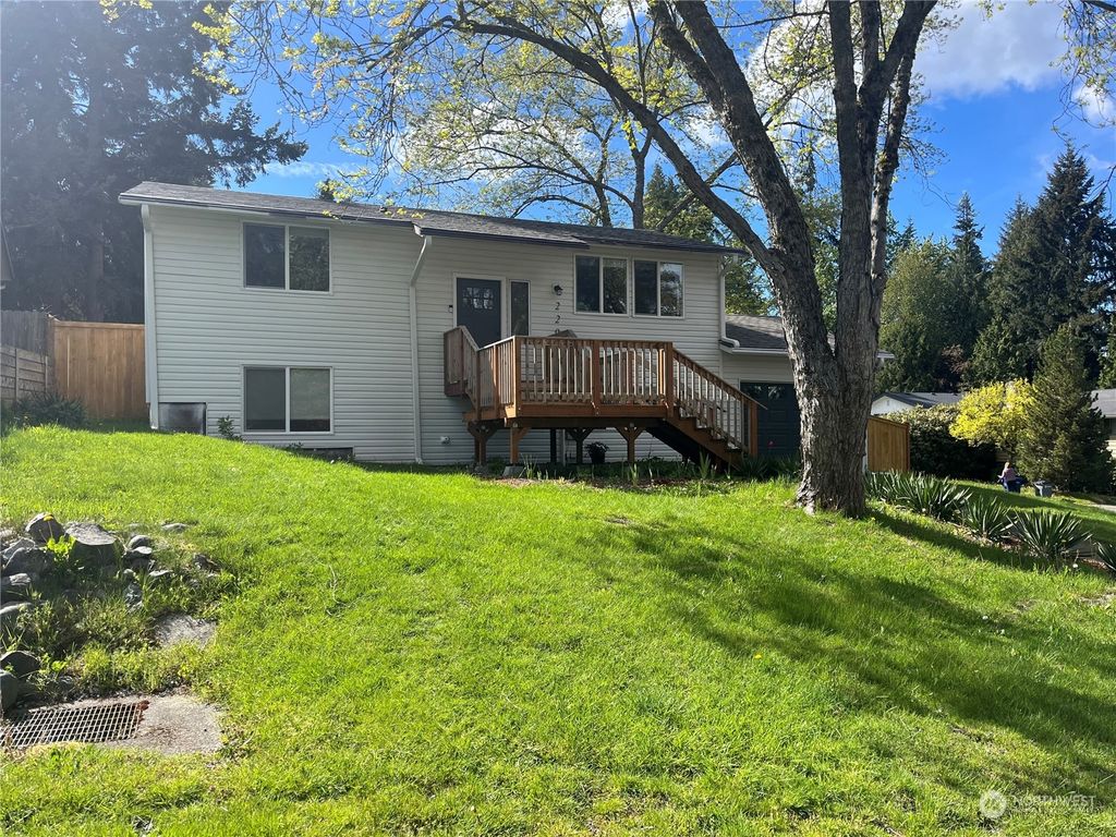 Photo of 22010 5th Avenue W, Bothell, WA 98021 (MLS # 2231730)