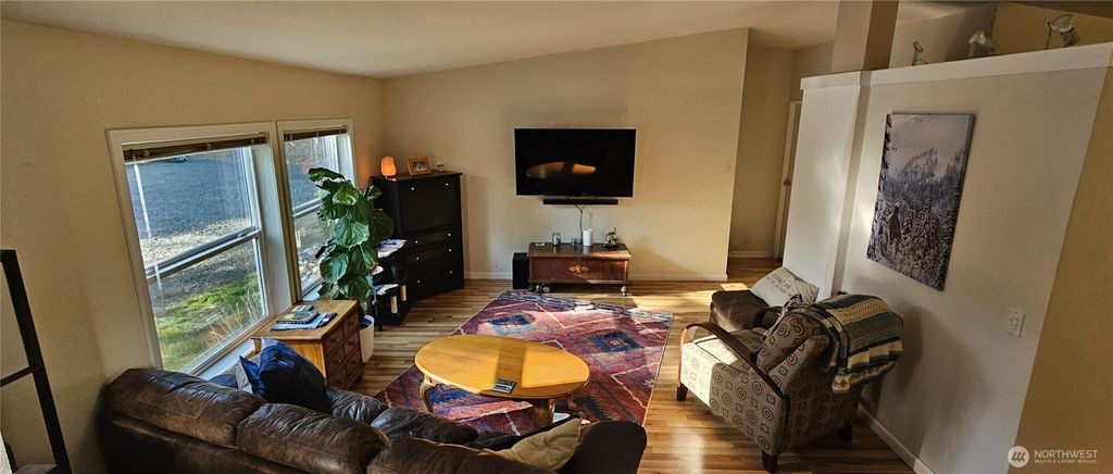 Photo of 19310 320th Avenue NE, Duvall, WA 98019 (MLS # 2444988)