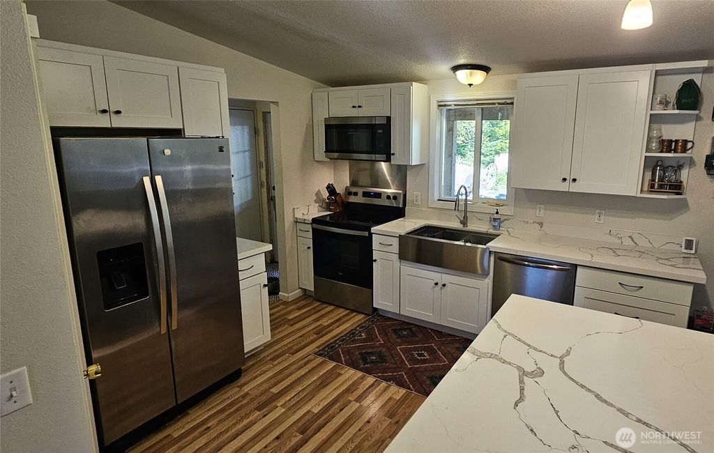 Photo of 19310 320th Avenue NE, Duvall, WA 98019 (MLS # 2444988)