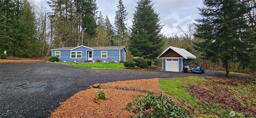 Photo of 19310 320th Avenue NE, Duvall, WA 98019 (MLS # 2444988)