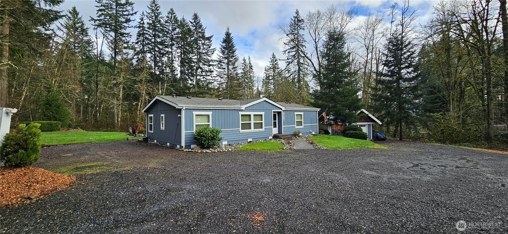 Photo of 19310 320th Avenue NE, Duvall, WA 98019 (MLS # 2444988)