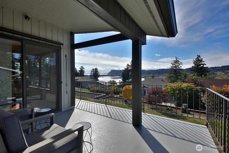 5880 Captain Vancouver Drive