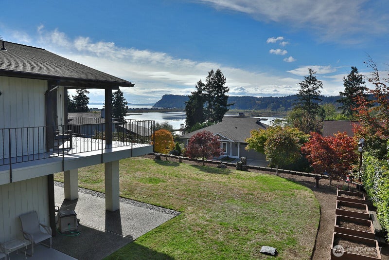 5880 Captain Vancouver Drive