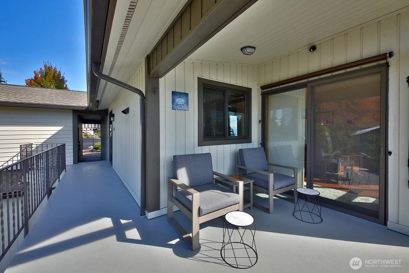 5880 Captain Vancouver Drive