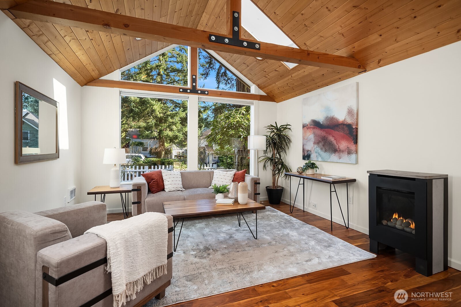 14333 Dayton Avenue N