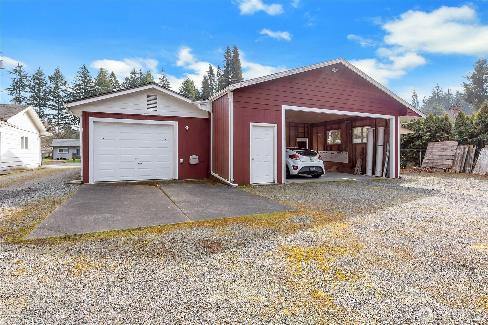 2509 College Street SE