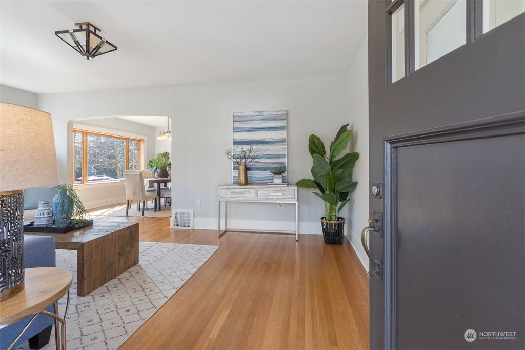 listing image 9365370669039550328