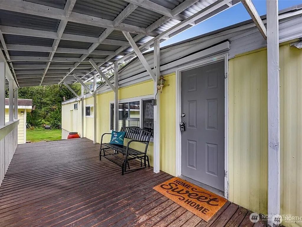 Photo of 316 W Lake Samish Drive #21, Bellingham, WA 98229 (MLS # 2505191)