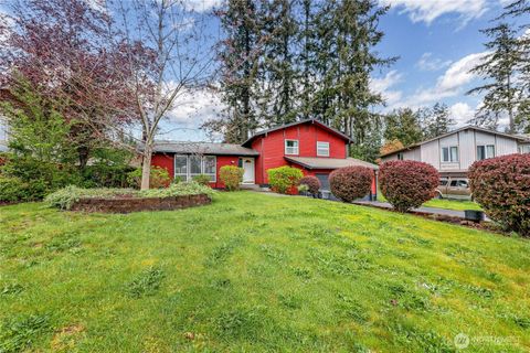 Photo of 3753 SE Ardenwald Place, Port Orchard, WA 98366 (MLS # 2512679)
