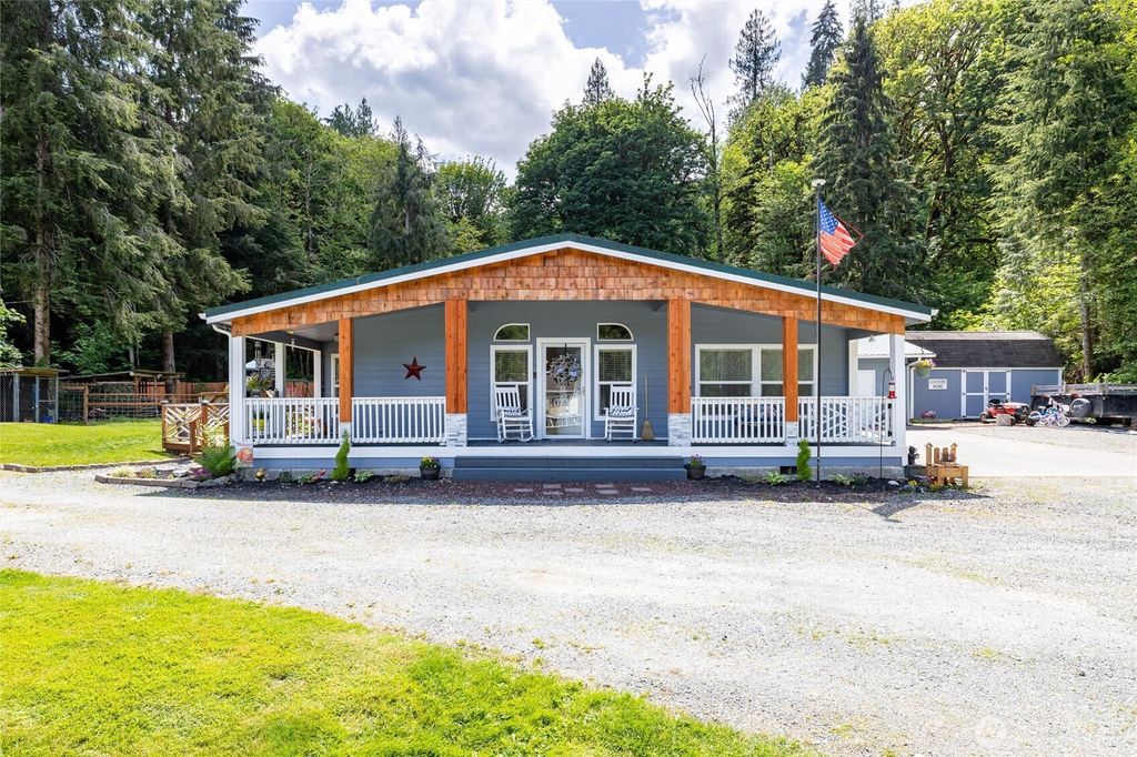 Photo of 9168 W Pressentin Drive, Concrete, WA 98237 (MLS # 2529148)