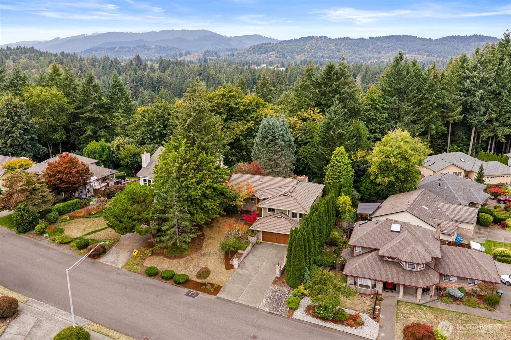 3203 Woodland Drive SW