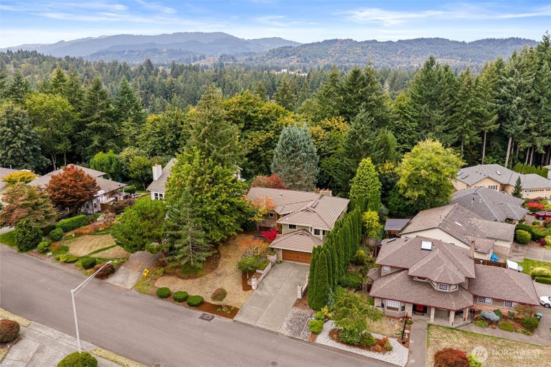 3203 Woodland Drive SW