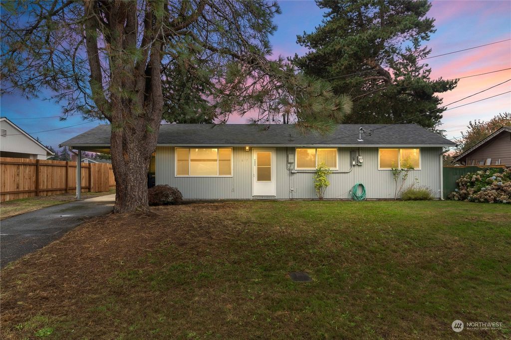 Photo of 30657 1st Place SW, Federal Way, WA 98023 (MLS # 2299845)