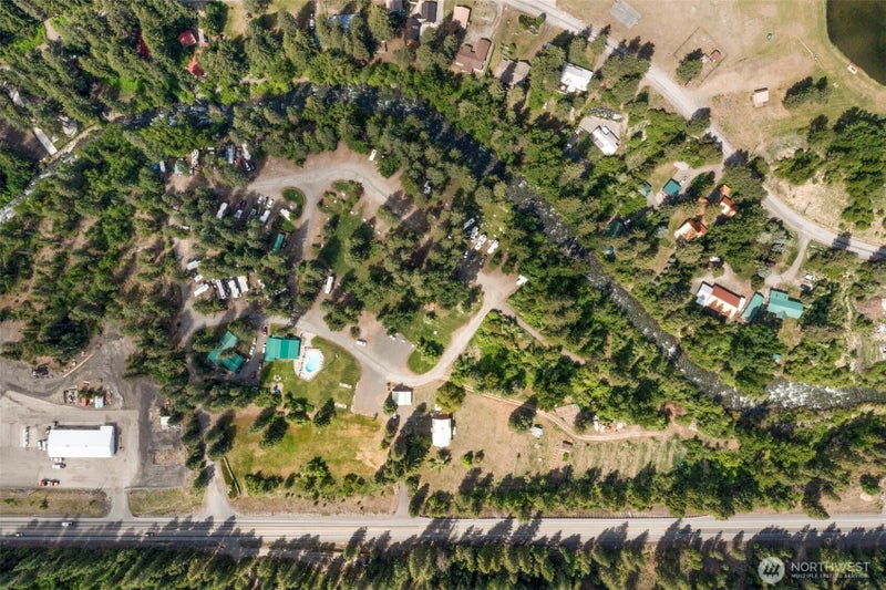 3300 US HWY 97