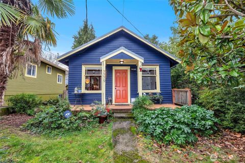 Photo of 7779 10th Avenue SW, Seattle, WA 98106 (MLS # 2466124)