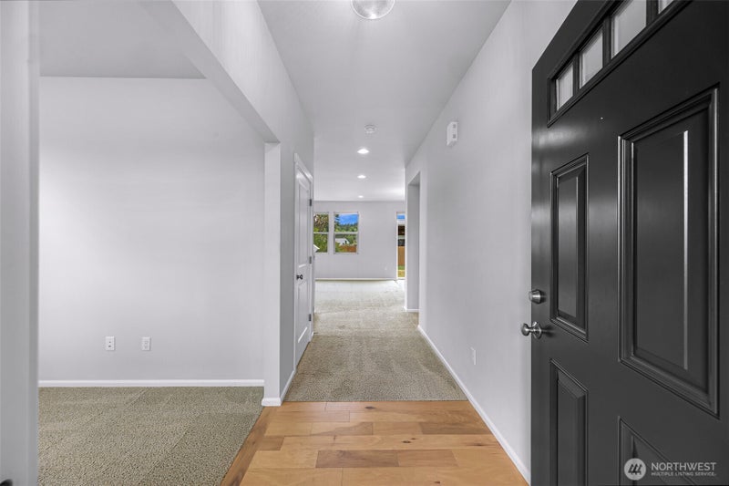 337 Cambridge Loop