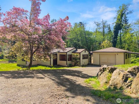 20670 NE Kingston Street Indianola WA 98342